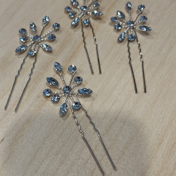 Rhinestone Hair Bobby Pins Set Of 4 - Picture 8 of 10